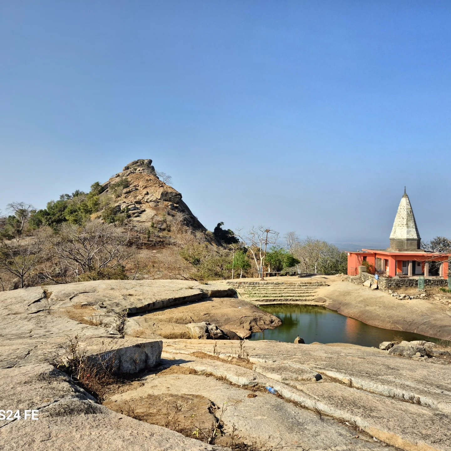 Jain temple, Kolhua Pahad
