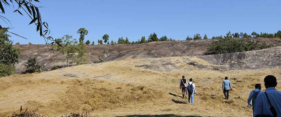 ASI team on Isko rock arts