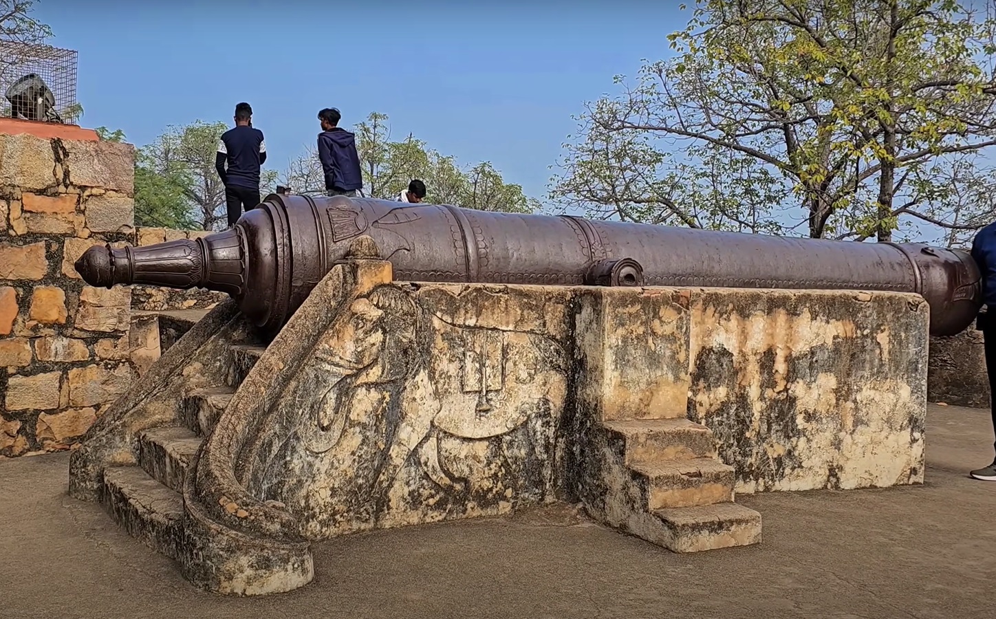 Bhawani shankar tope operated by Mira bai