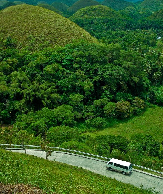 Way to chocolate-hill deck